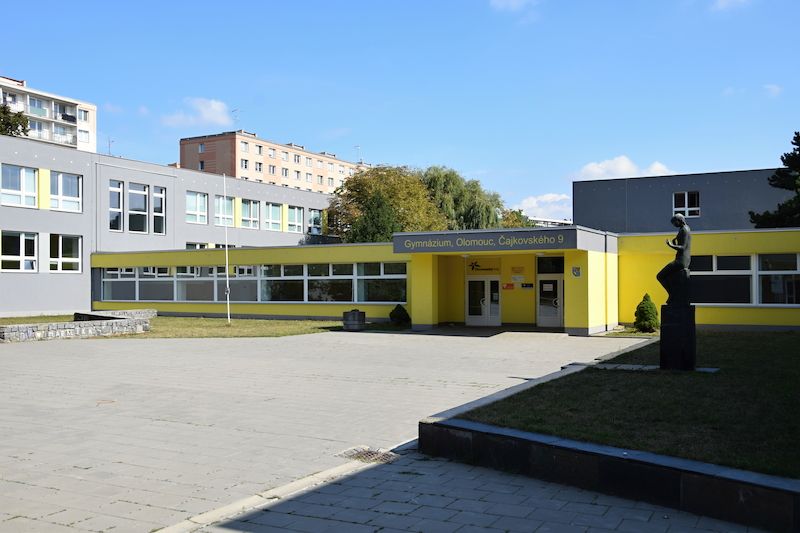 Gymnázium Čajkovského-budova